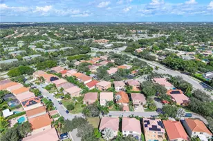 11571 NW 4th Manor, Coral Springs, FL 33071 - Photo 31