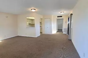 278 Flanders F, Delray Beach, FL 33484 - Photo 5