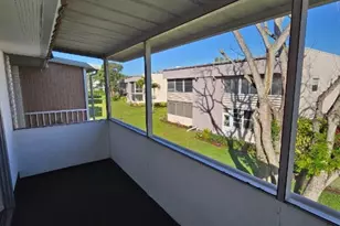 278 Flanders F, Delray Beach, FL 33484 - Photo 23
