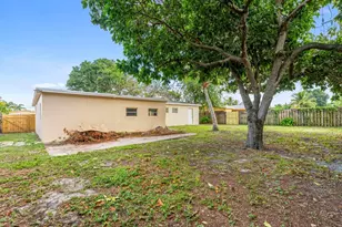 21200 NE 12th Ct, Miami, FL 33179 - Photo 31