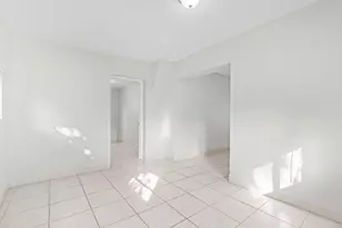 21200 NE 12th Ct, Miami, FL 33179 - Photo 25