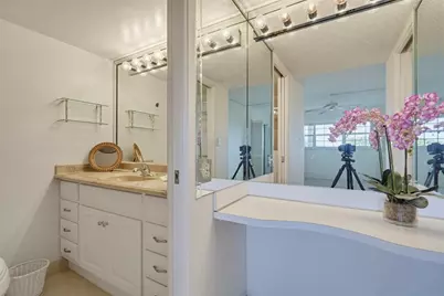 575 Oaks Lane #608, Pompano Beach, FL 33069 - Photo 17