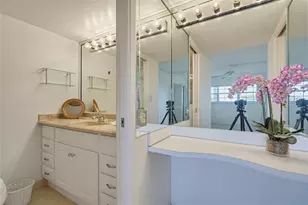 575 Oaks Ln, Pompano Beach, FL 33069 - Photo 17