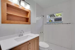 29 SE 8th St, Dania Beach, FL 33004 - Photo 23