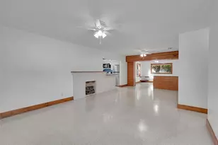 29 SE 8th St, Dania Beach, FL 33004 - Photo 9