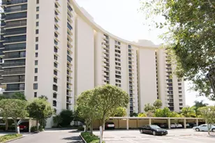 2480 Presidential Way, West Palm Beach, FL 33401 - Photo 1