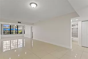 1719 Whitehall Dr, Davie, FL 33324 - Photo 17