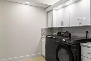 1719 Whitehall Dr, Davie, FL 33324 - Photo 33