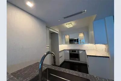 10 Venetian Way #502, Miami Beach, FL 33139 - Photo 15