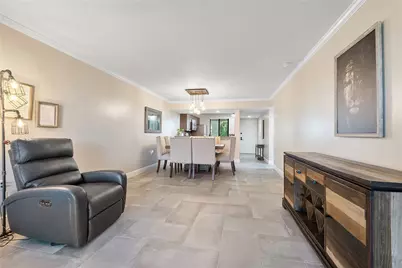 6181 Balboa Circle #403, Boca Raton, FL 33433 - Photo 5