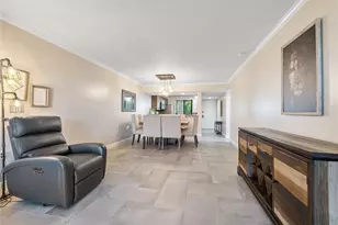 6181 Balboa Cir, Boca Raton, FL 33433 - Photo 5