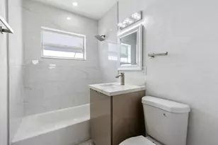 140 NW 46th St, Oakland Park, FL 33309 - Photo 11