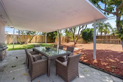 140 NW 46th Street, Oakland Park, FL 33309 - Photo 13