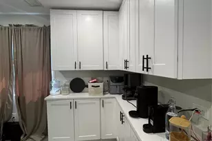 8948 SW 53rd St, Cooper City, FL 33328 - Photo 9