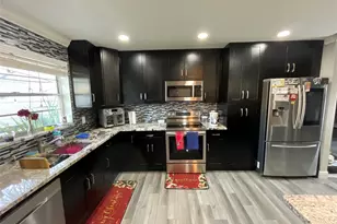 9020 Pine Springs Dr, Boca Raton, FL 33428 - Photo 25