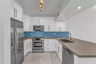 3020 NE 32nd Ave, Fort Lauderdale, FL 33308 - Photo 9