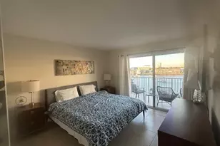 400 Golden Isles Dr, Hallandale Beach, FL 33009 - Photo 33