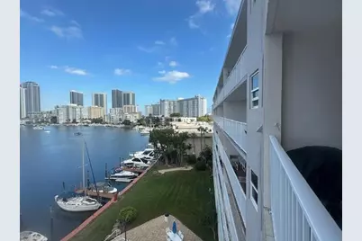 400 Golden Isles Drive #45, Hallandale Beach, FL 33009 - Photo 15