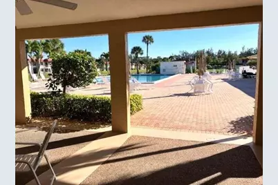 317 Lake Evelyn Drive, West Palm Beach, FL 33411 - Photo 19