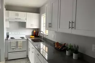 317 Lake Evelyn Dr, West Palm Beach, FL 33411 - Photo 1