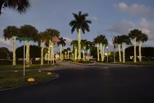 317 Lake Evelyn Dr, West Palm Beach, FL 33411 - Photo 13