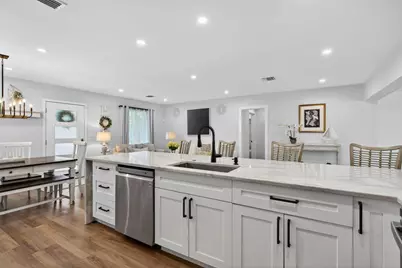 801 SE 9th Avenue, Deerfield Beach, FL 33441 - Photo 15