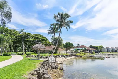 105 Lake Emerald Drive #405, Oakland Park, FL 33309 - Photo 37