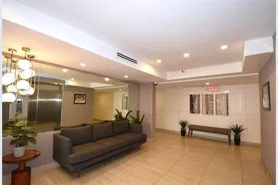 105 Lake Emerald Drive #405, Oakland Park, FL 33309 - Photo 27