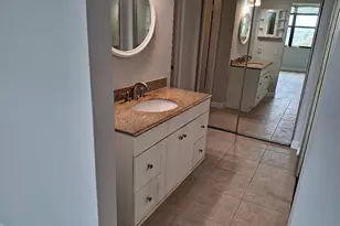 105 Lake Emerald Dr, Oakland Park, FL 33309 - Photo 13