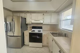 3051 Sunrise Lakes Dr Unit, Fort Lauderdale, FL 33322 - Photo 3