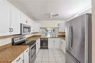 2606 NW 104th Ave, Sunrise, FL 33322 - Photo 3