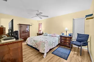 590 SW Lacroix Ave, Port Saint Lucie, FL 34953 - Photo 13