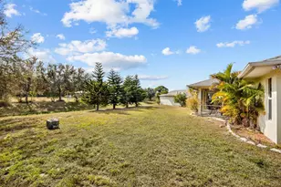 590 SW Lacroix Ave, Port Saint Lucie, FL 34953 - Photo 27