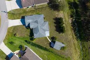 590 SW Lacroix Ave, Port Saint Lucie, FL 34953 - Photo 29