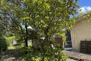 671 NW 38th St, Deerfield Beach, FL 33064 - Photo 31