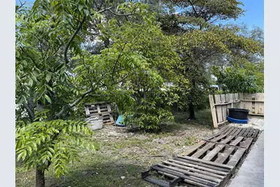 671 NW 38th Street, Deerfield Beach, FL 33064 - Photo 39