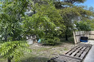 671 NW 38th St, Deerfield Beach, FL 33064 - Photo 39