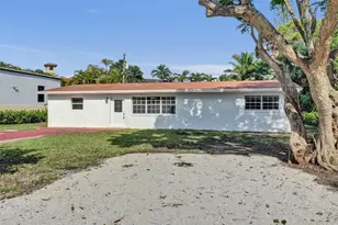 249 NW 4th Diagonal, Boca Raton, FL 33432 - Photo 1