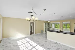 249 NW 4th Diagonal, Boca Raton, FL 33432 - Photo 5