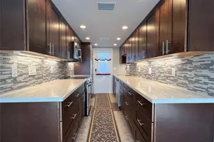 1015 SE 15th St, Fort Lauderdale, FL 33316 - Photo 3