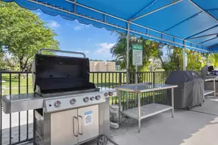 10467 Sunrise Lakes Blvd, Sunrise, FL 33322 - Photo 61