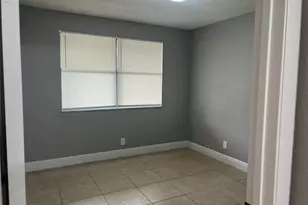 179 SE 3rd St, Deerfield Beach, FL 33441 - Photo 7