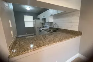 179 SE 3rd St, Deerfield Beach, FL 33441 - Photo 5