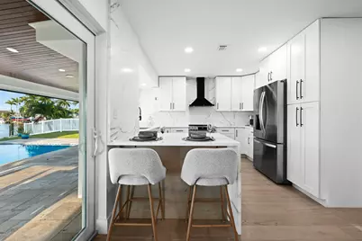 751 SE 7th Avenue, Pompano Beach, FL 33060 - Photo 13