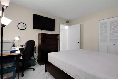 260 NW 76th Avenue, Margate, FL 33063 - Photo 23