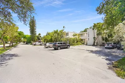 100 SE 21st Street #1-8, Fort Lauderdale, FL 33316 - Photo 3
