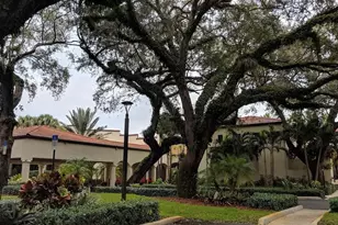 9460 Poinciana Pl, Davie, FL 33324 - Photo 25