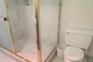 1200 Hibiscus Ave, Pompano Beach, FL 33062 - Photo 11