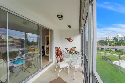 700 Layne Boulevard #301, Hallandale Beach, FL 33009 - Photo 21