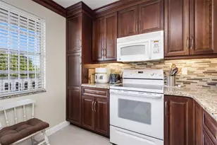 414 SE 10th St, Dania Beach, FL 33004 - Photo 7